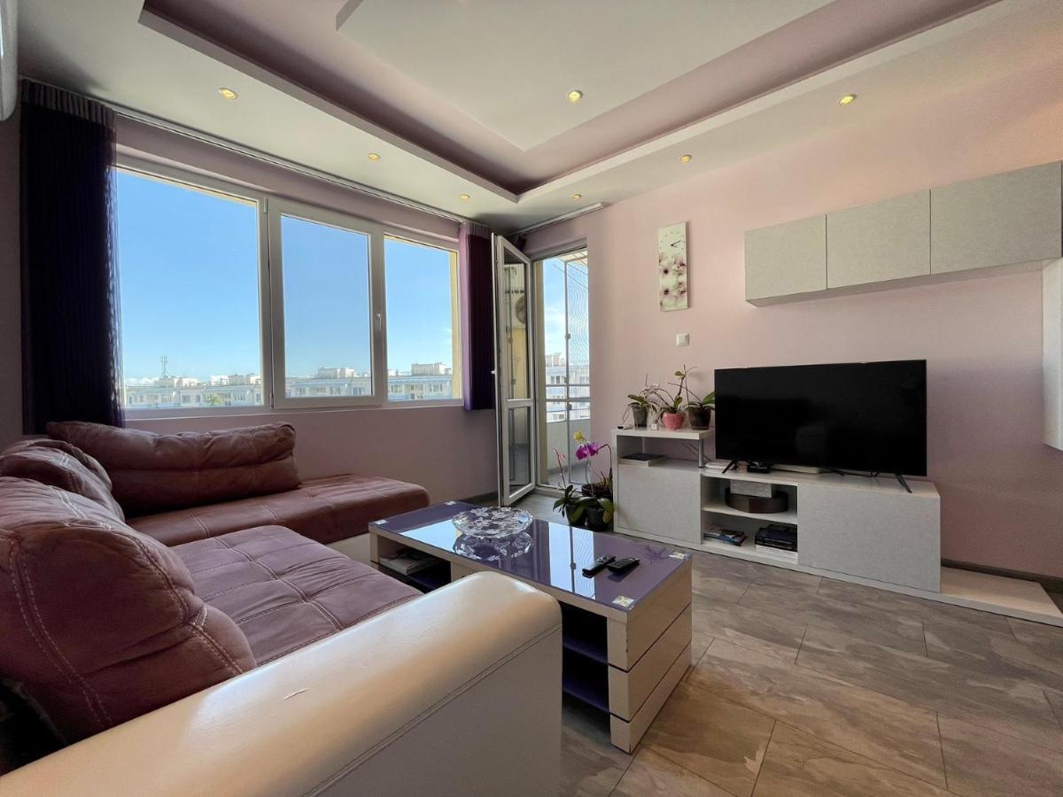 Апартамент Чаролит / Apartment Charoite ブルガス エクステリア 写真