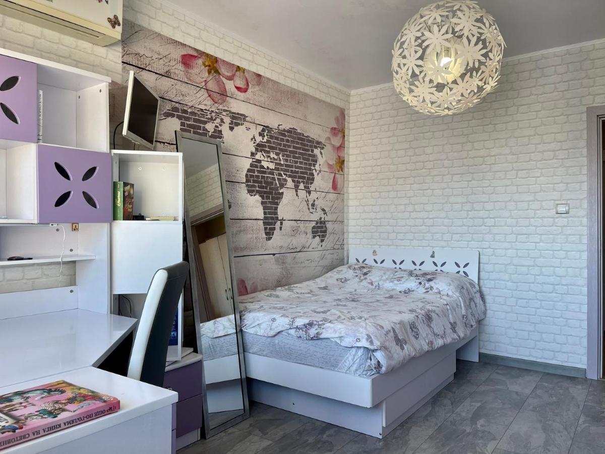 Апартамент Чаролит / Apartment Charoite ブルガス エクステリア 写真