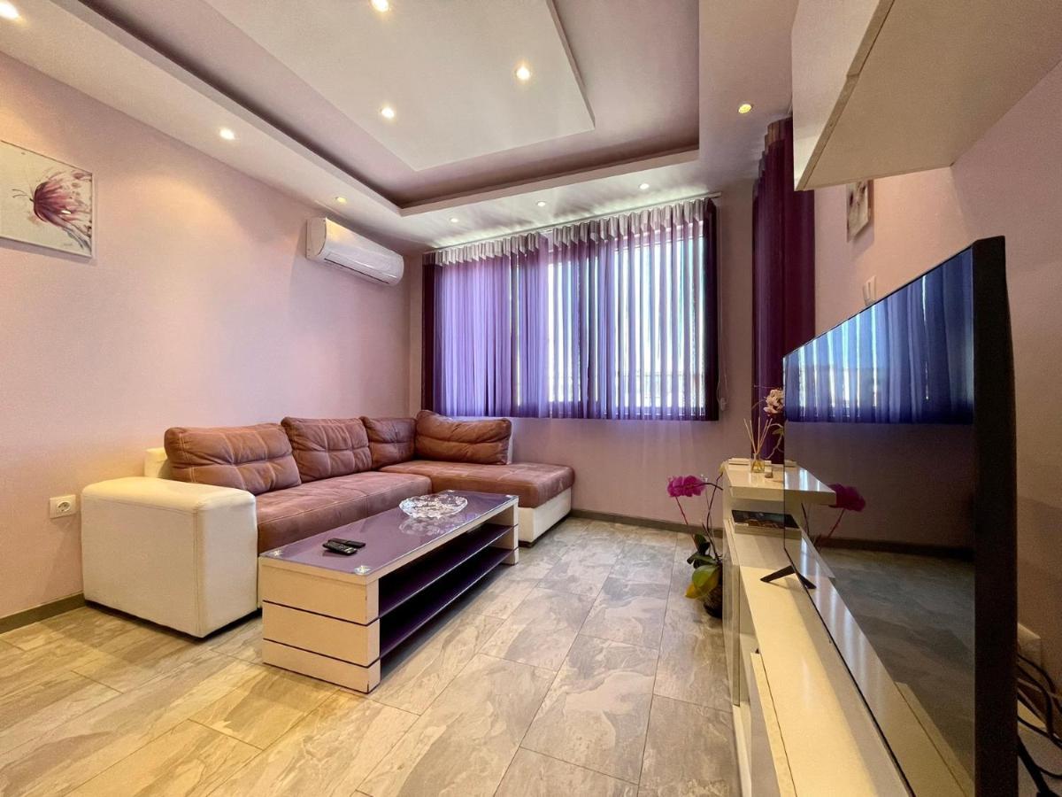 Апартамент Чаролит / Apartment Charoite ブルガス エクステリア 写真